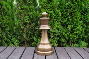 Шахматная фигура Королева латунь